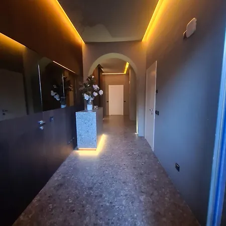 Green Home Apartment